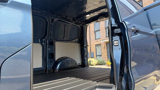 Ford Transit Custom 280 L1 Diesel Fwd 2.0 EcoBlue 136ps H1 Van Limited Auto - Image 37